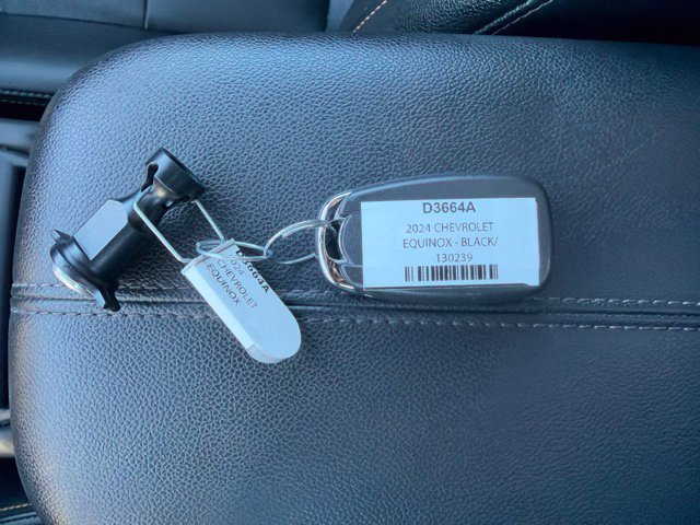 Used 2024 Chevrolet Equinox Premier AWD/4WD image 31