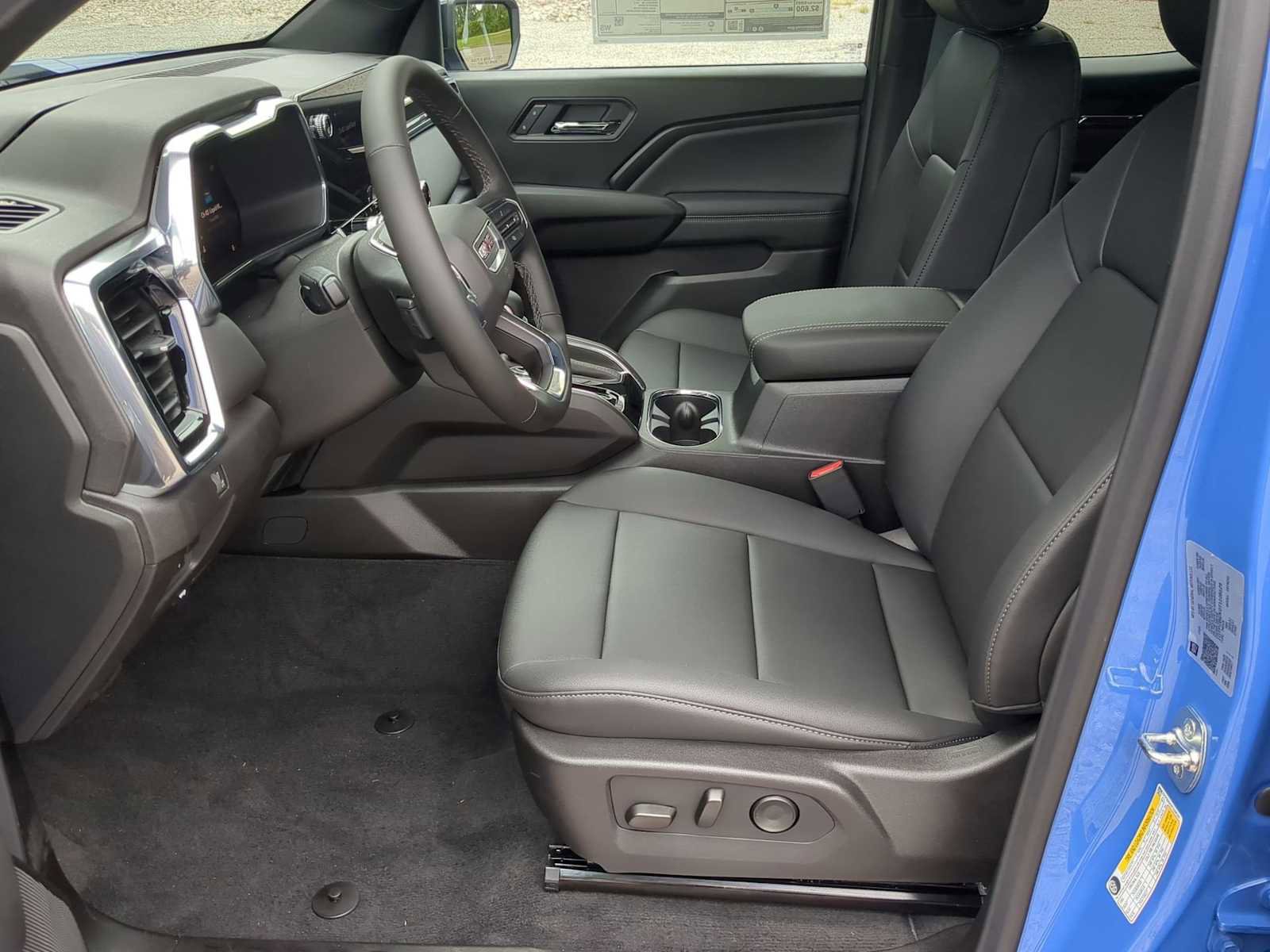 New 2026 GMC Canyon Elevation w/ Convenience Package image 14