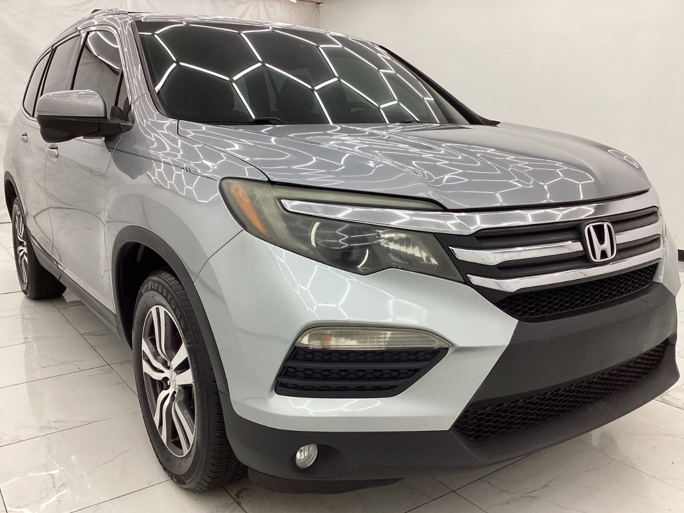 Used 2017 Honda Pilot EX-L image 3