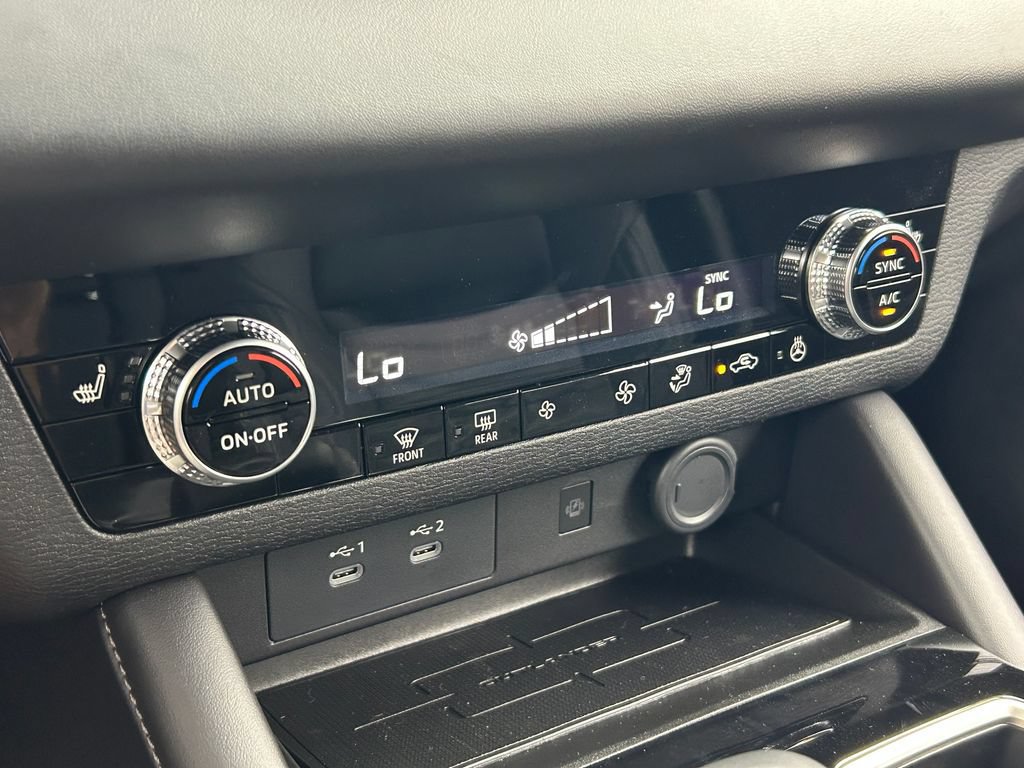 New 2026 Mitsubishi Outlander SE FWD image 36