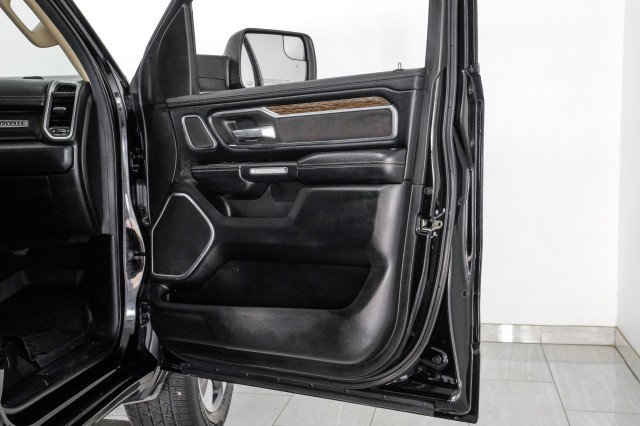Used 2019 RAM 1500 Laramie AWD/4WD image 54