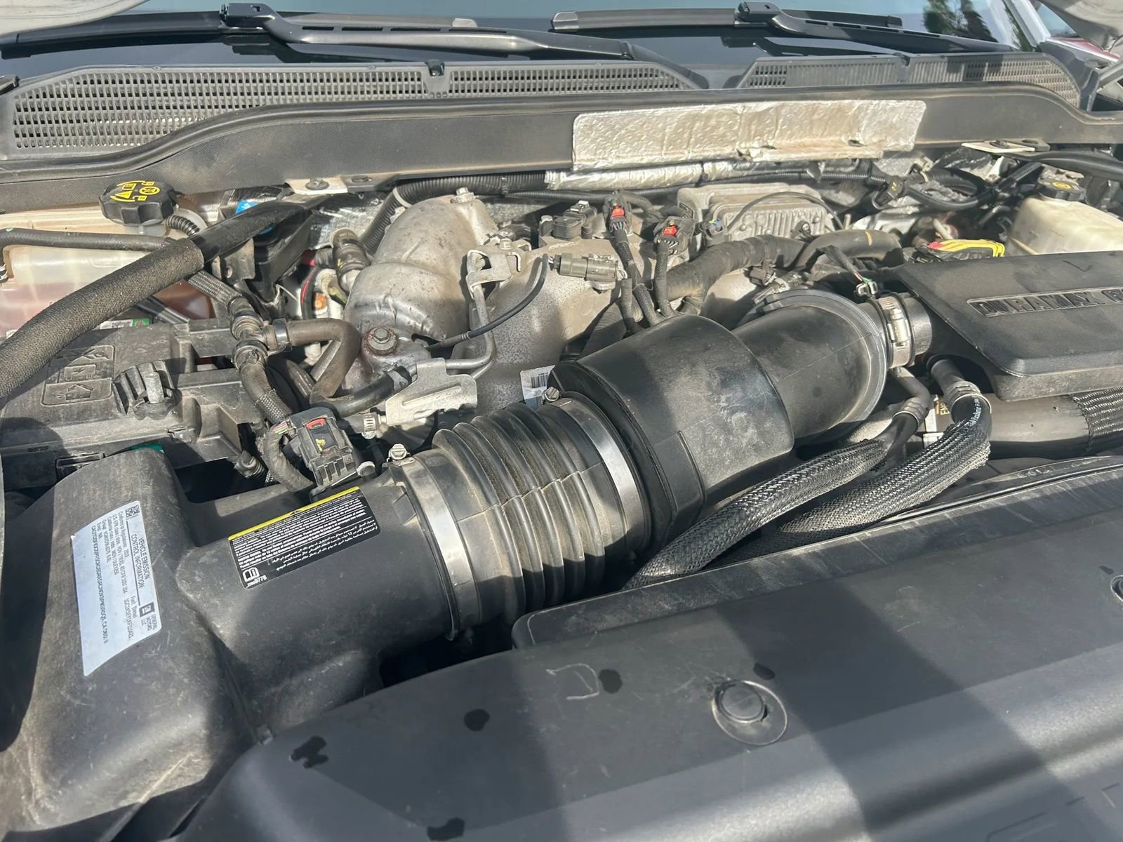 Used 2019 Chevrolet Silverado 2500 LT w/ LT Convenience Package AWD/4WD image 12