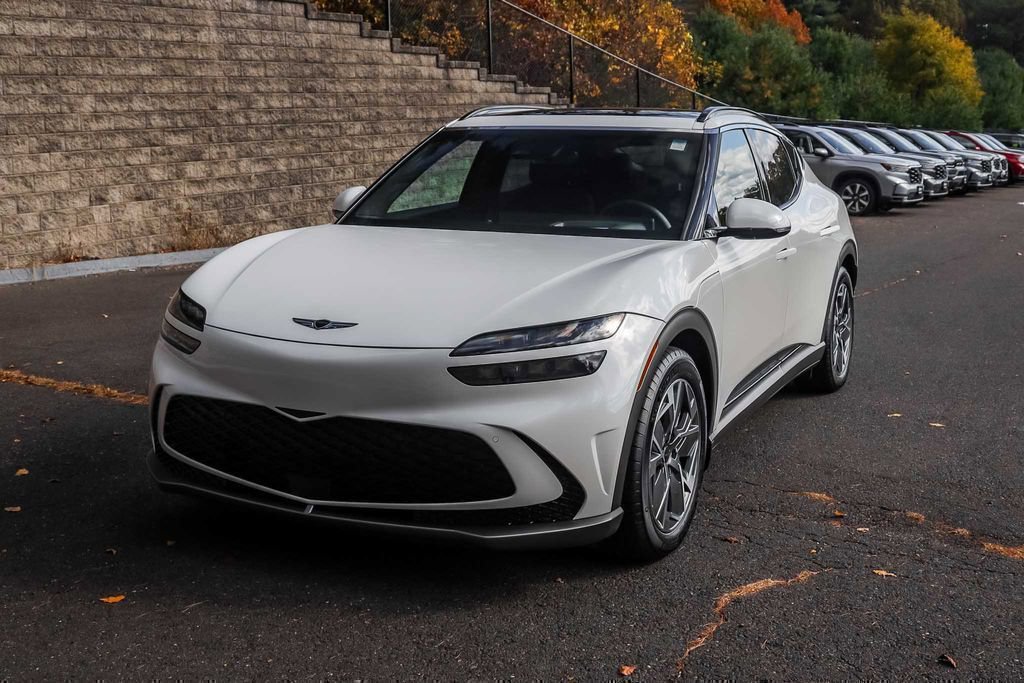 New 2025 Genesis GV60 Advanced image 7