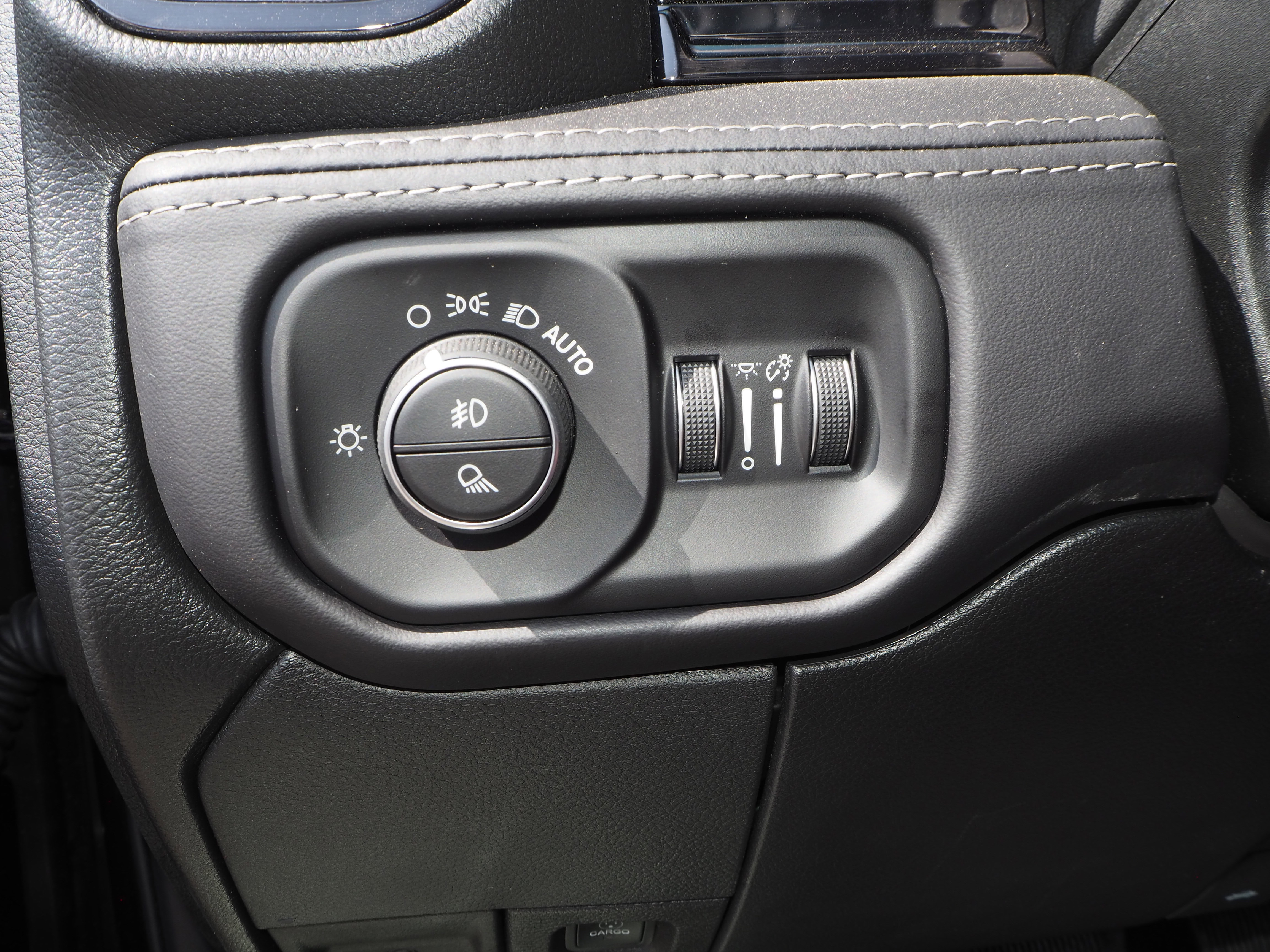 New 2025 RAM 2500 Limited AWD/4WD image 31