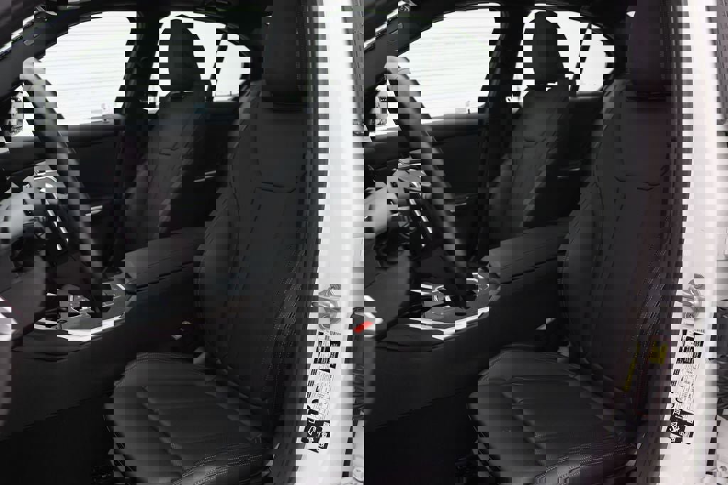 Used 2024 BMW 330i xDrive Sedan image 17