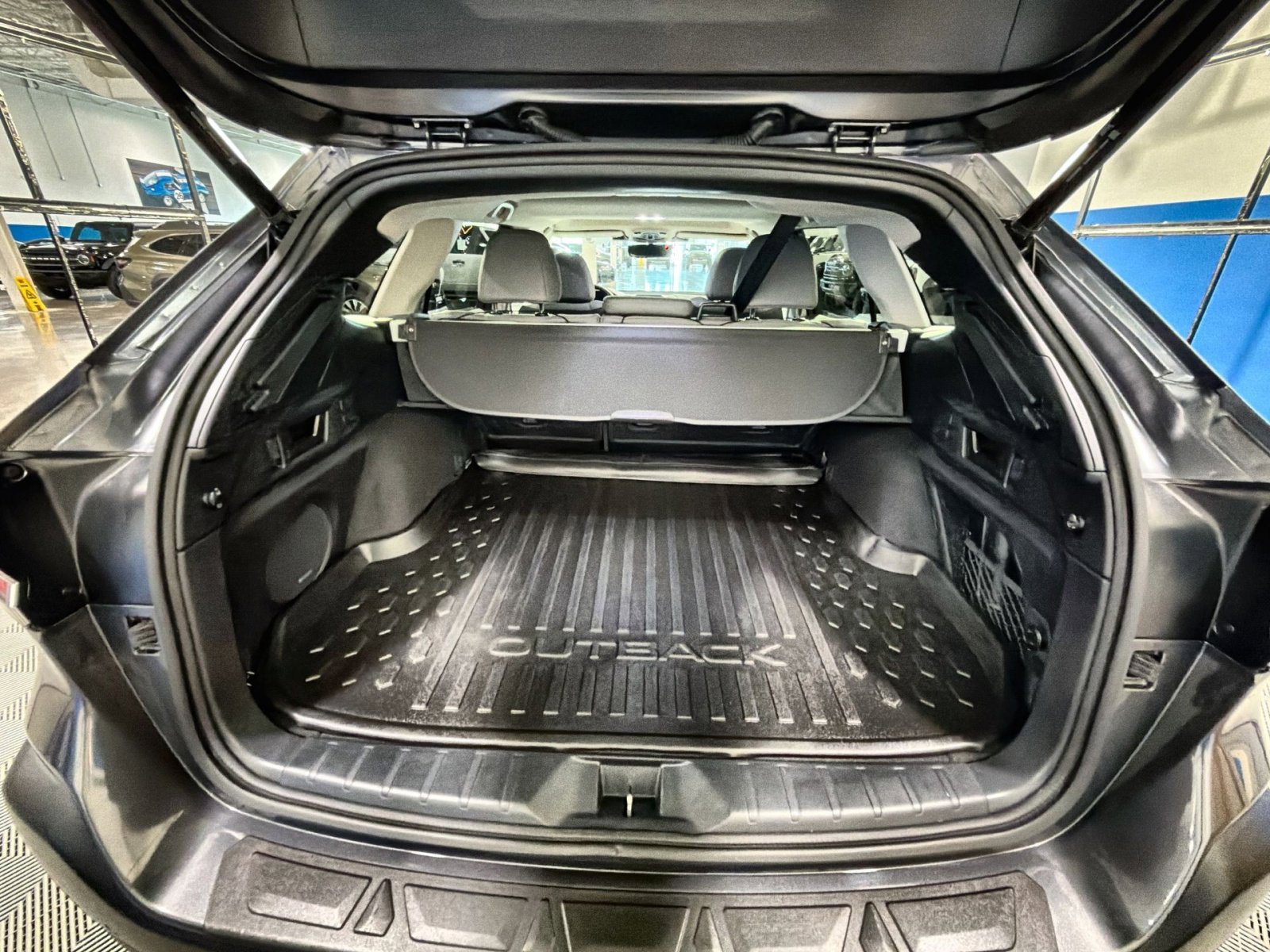 Used 2023 Subaru Outback Limited image 31
