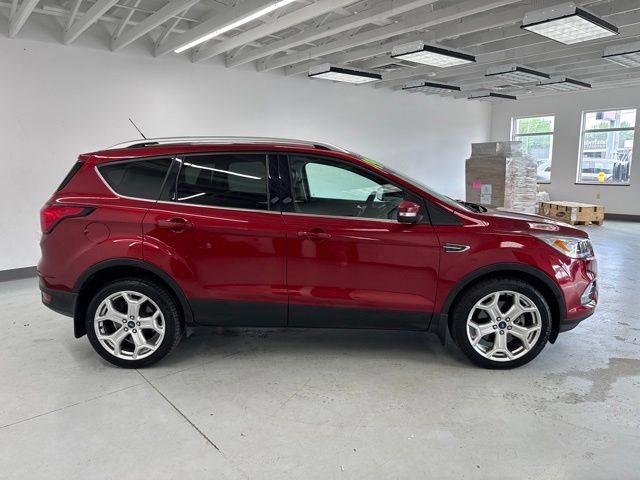 Used 2019 Ford Escape Titanium AWD/4WD image 17