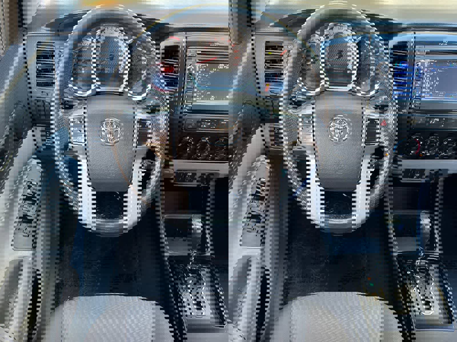 Used 2013 Toyota Tacoma PreRunner w/ Convenience Pkg RWD image 15