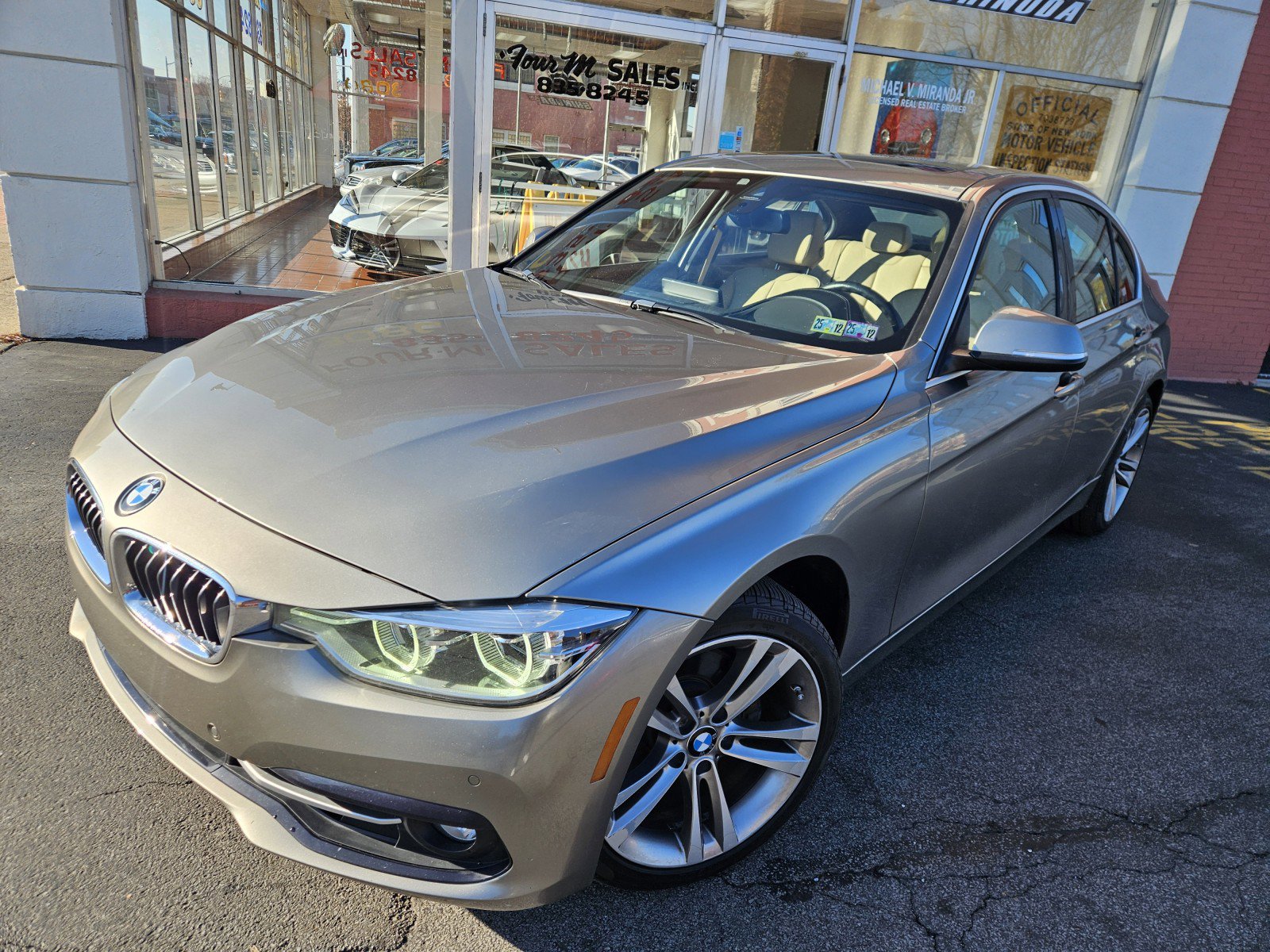 Used 2018 BMW 330i xDrive Sedan w/ Premium Package AWD/4WD image 29