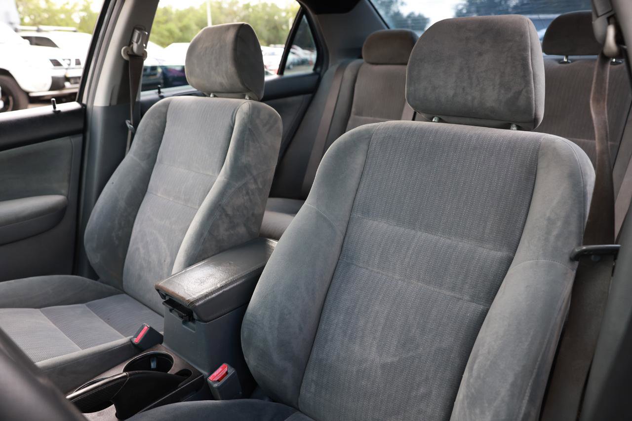 Used 2004 Honda Accord LX image 6