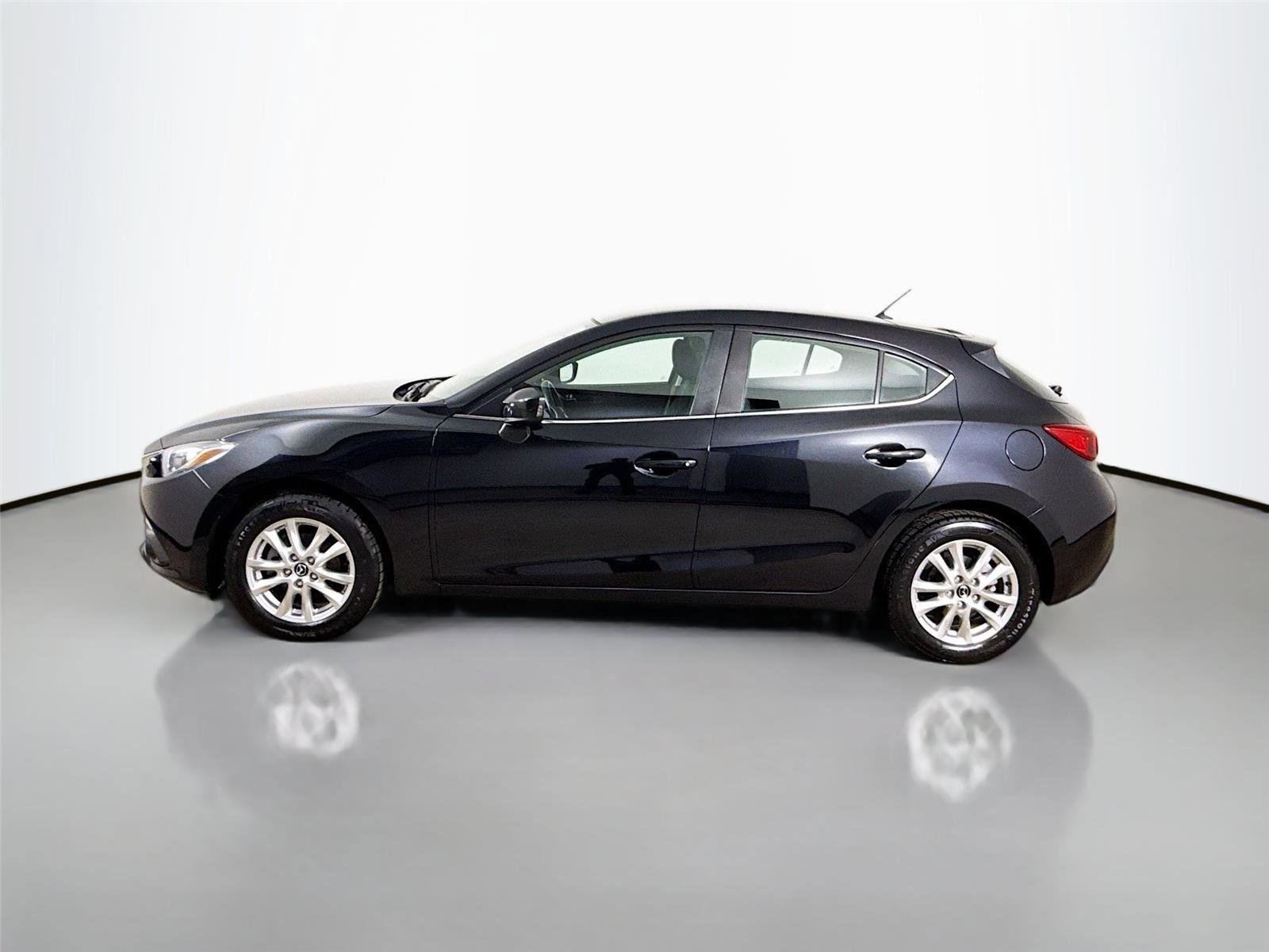 Used 2016 MAZDA MAZDA3 i Sport w/ Preferred Equipment Package image 8