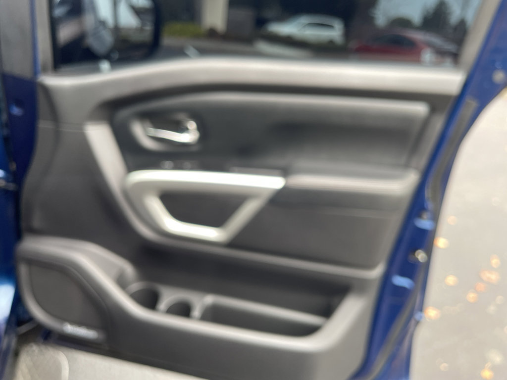 Used 2017 Nissan Titan SL image 62