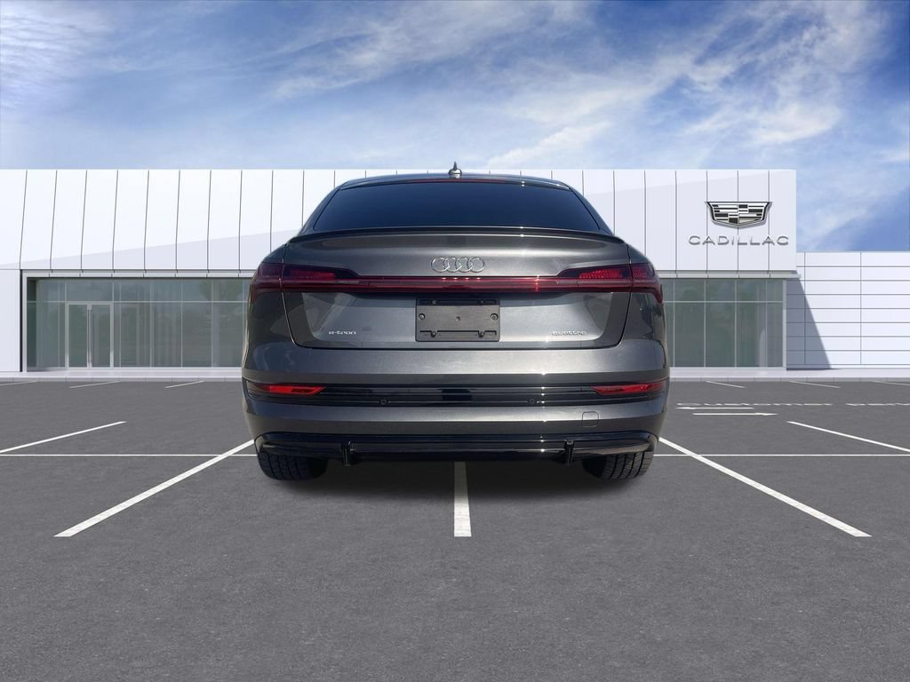 Used 2022 Audi e-tron Premium AWD/4WD image 7