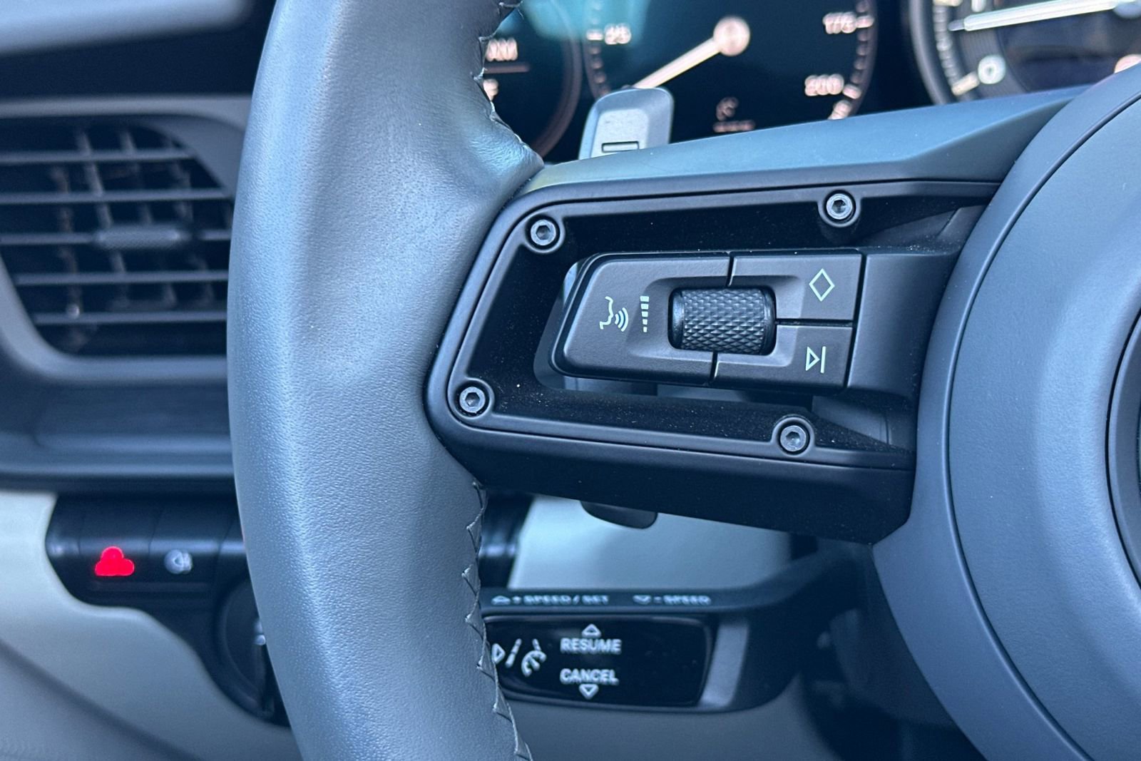 Used 2022 Porsche 911 Carrera GTS image 30