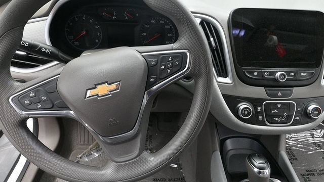 Used 2019 Chevrolet Malibu LS FWD image 22