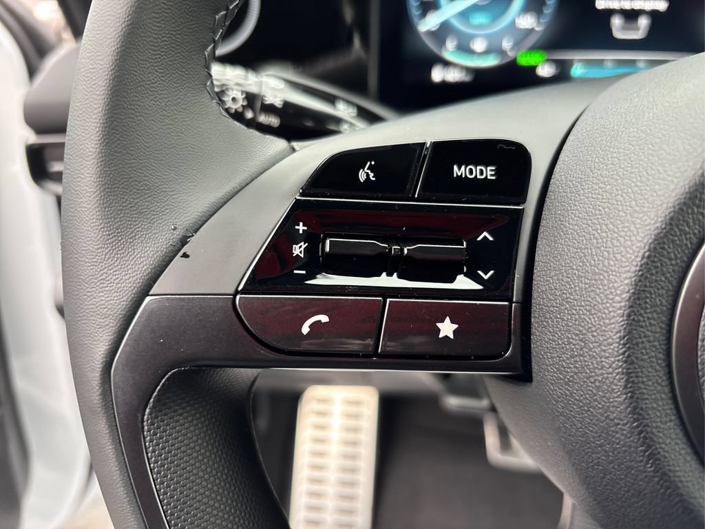 New 2026 Hyundai Elantra SEL FWD image 31