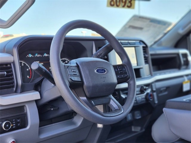 New 2024 Ford F550 4x4 Regular Cab Super Duty image 12