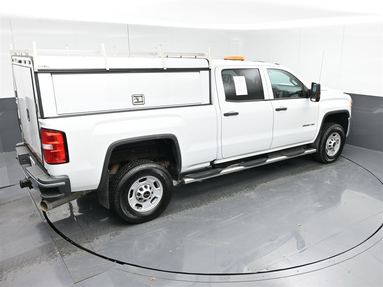 Used 2018 GMC Sierra 2500 2WD Crew Cab w/ Sierra Convenience Package image 26