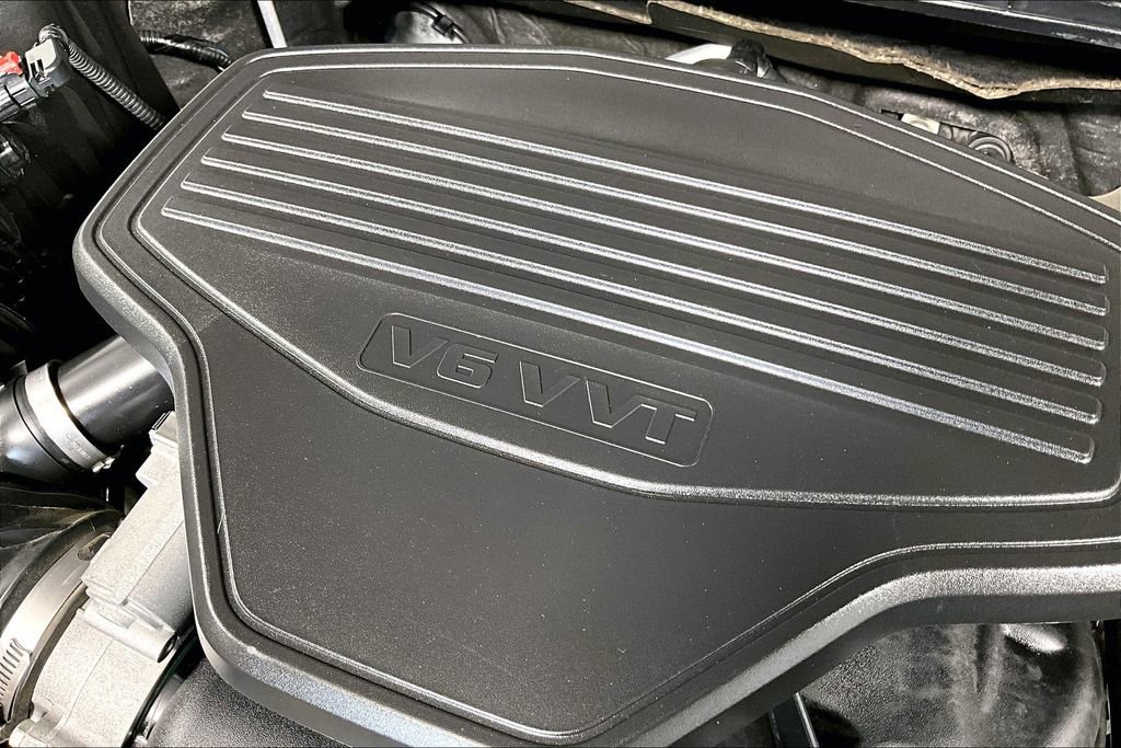 Used 2017 GMC Acadia Denali w/ Technology Package image 30