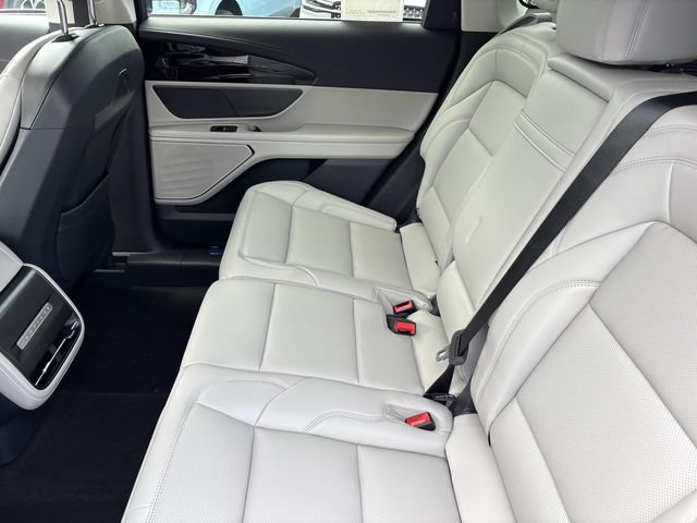 New 2026 Lincoln Nautilus Premier w/ Jet Appearance Package AWD/4WD image 16