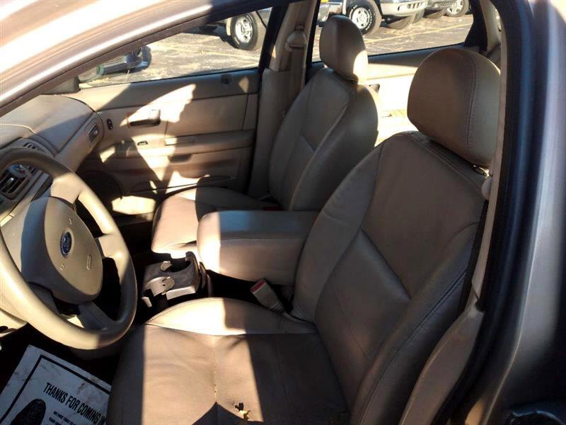 Used 2004 Ford Taurus SES image 8