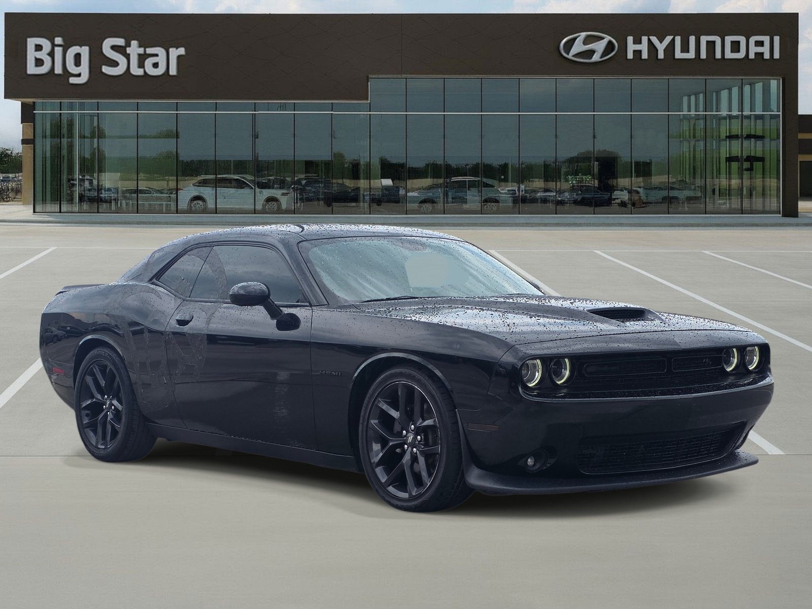 Used 2021 Dodge Challenger R/T w/ Blacktop Package RWD image 6