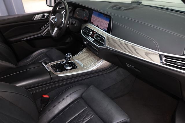 Used 2019 BMW X7 xDrive50i w/ Dynamic Handling Package AWD/4WD image 21