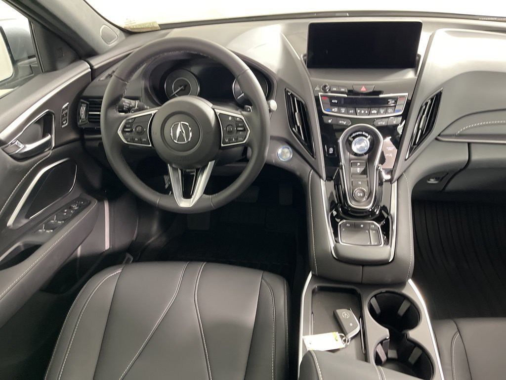 New 2026 Acura RDX SH-AWD image 2