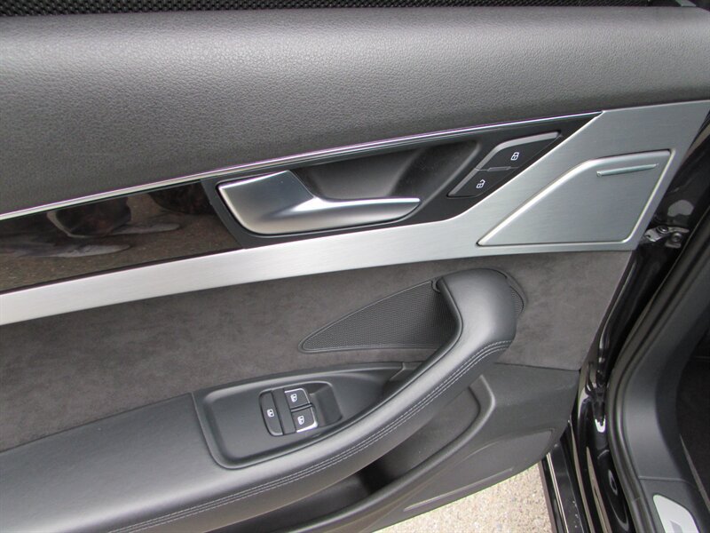Used 2013 Audi A8 3.0T w/ Driver Assistance Pkg AWD/4WD image 25