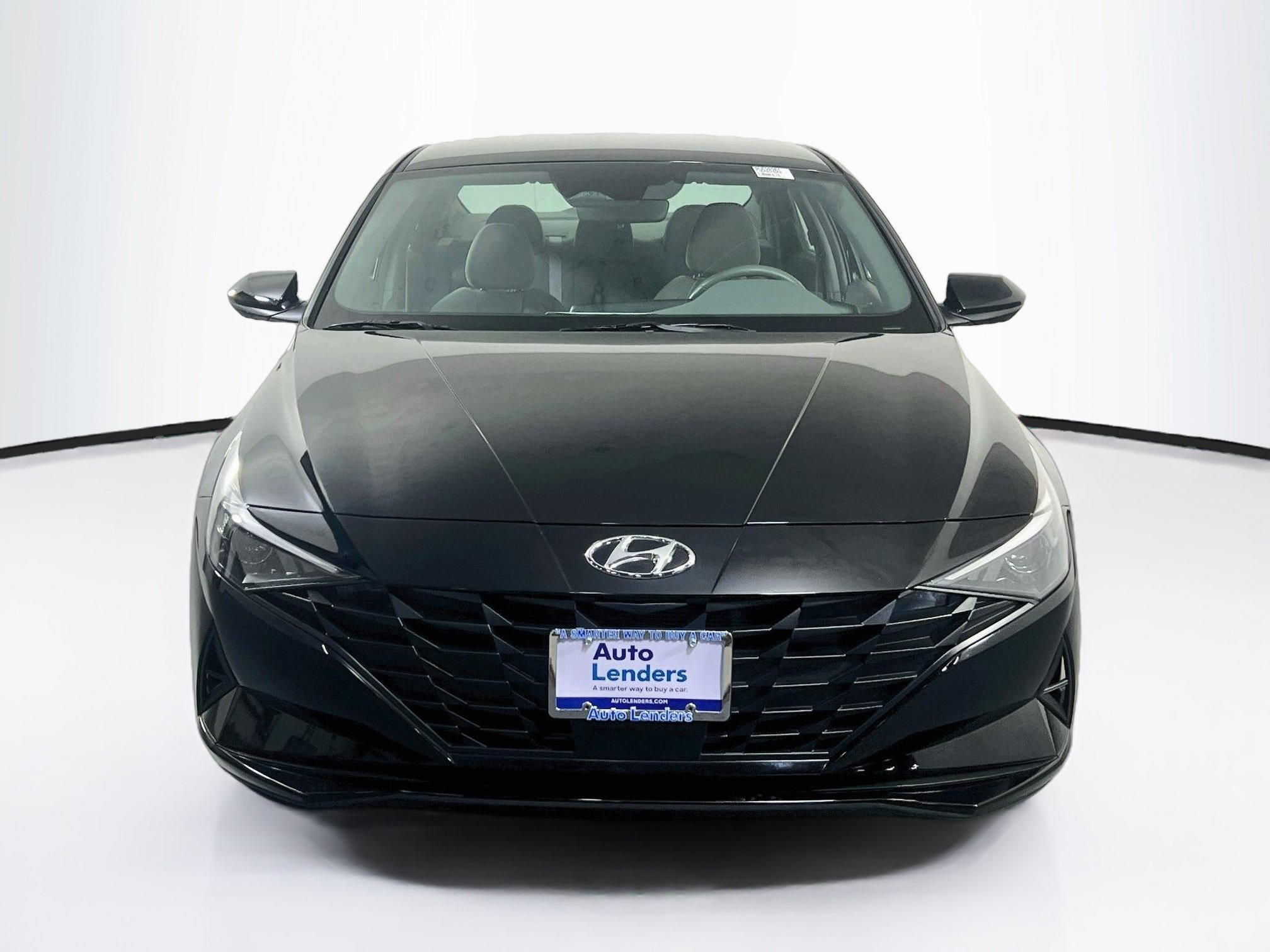 Used 2023 Hyundai Elantra SEL w/ Convenience Package FWD image 2