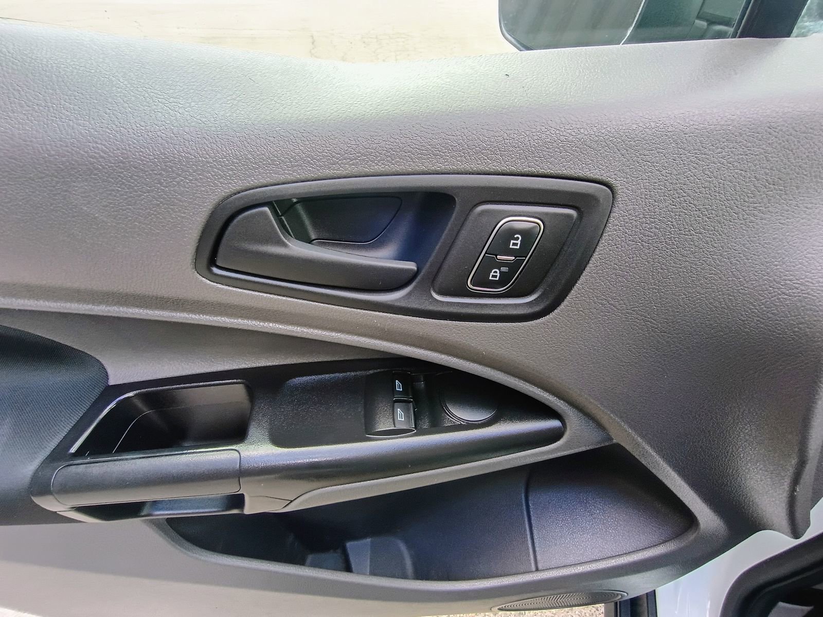 Used 2022 Ford Transit Connect XL FWD image 13