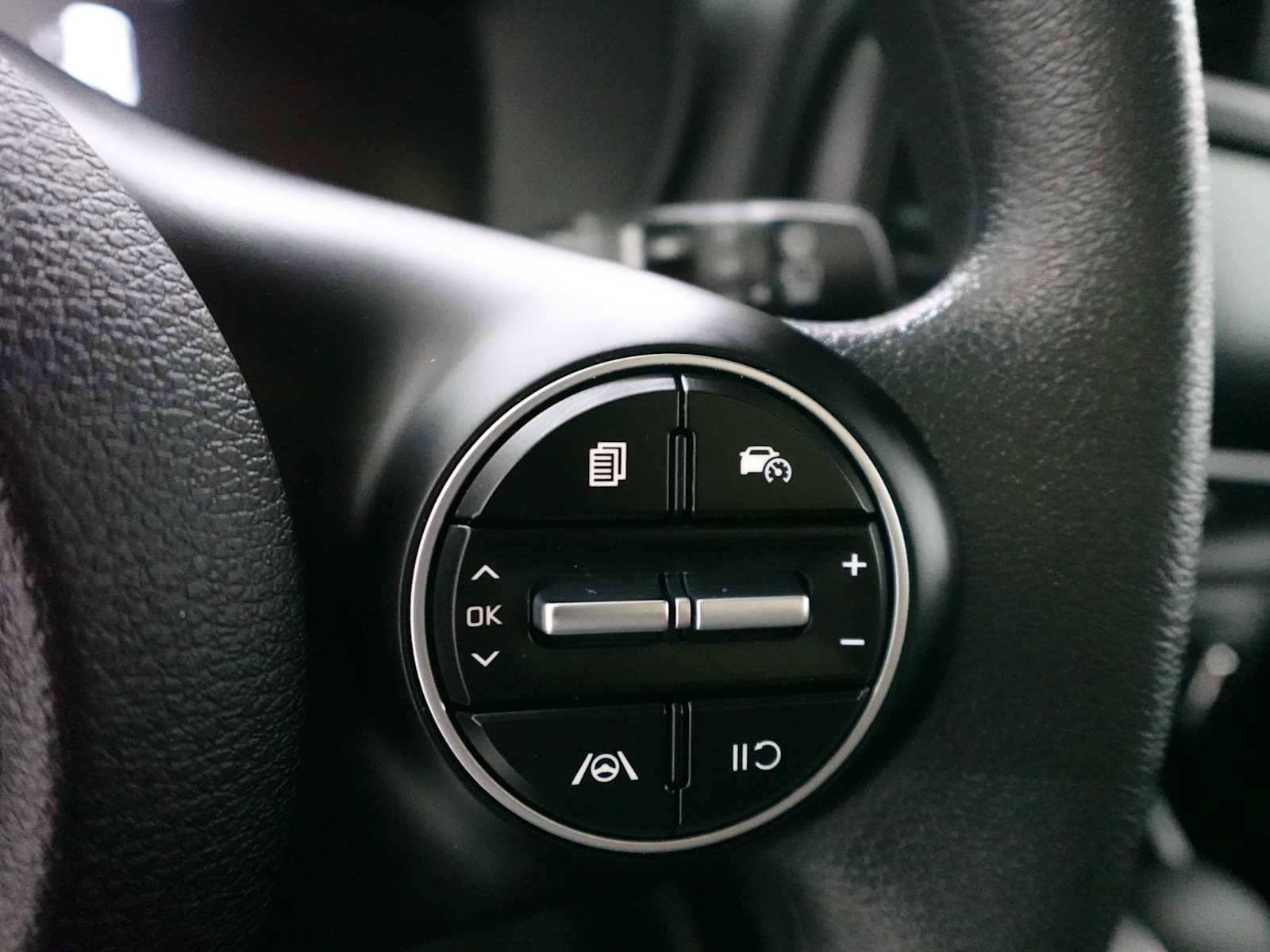 Used 2023 Kia Soul LX FWD image 18
