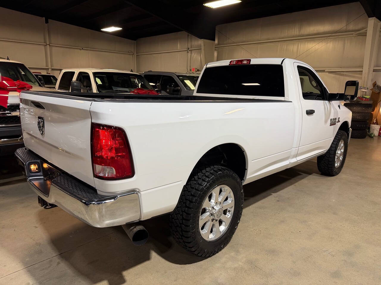 Used 2018 RAM 2500 Tradesman w/ Chrome Appearance Group AWD/4WD image 8