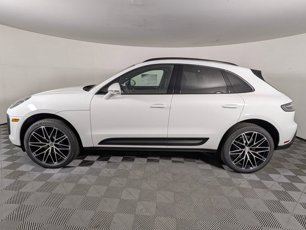 New 2026 Porsche Macan AWD/4WD image 2