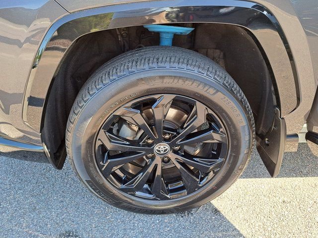 Used 2024 Toyota RAV4 XSE w/ Weather Package image 33