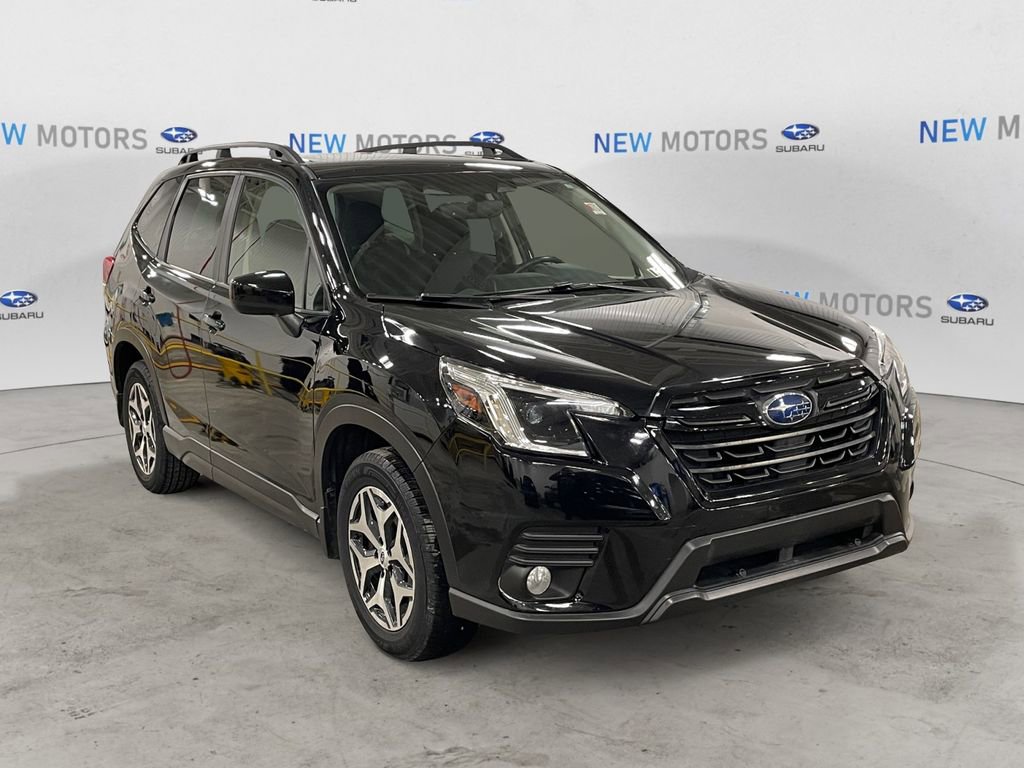 Used 2023 Subaru Forester Premium image 7