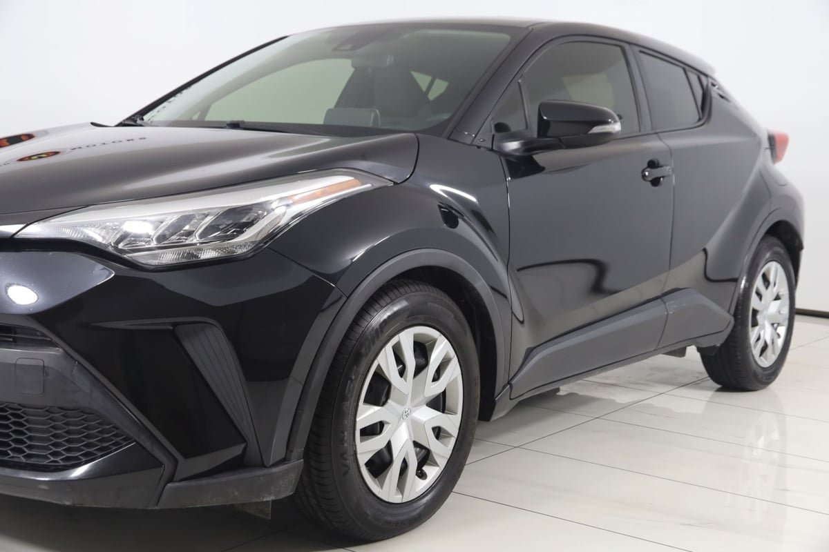 Used 2021 Toyota C-HR LE FWD image 44