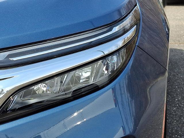 Used 2024 Chevrolet Equinox LT image 9