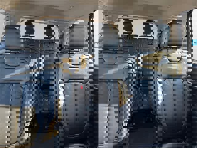 Certified 2023 Jeep Grand Cherokee L Limited w/ Black Appearance Package image 14