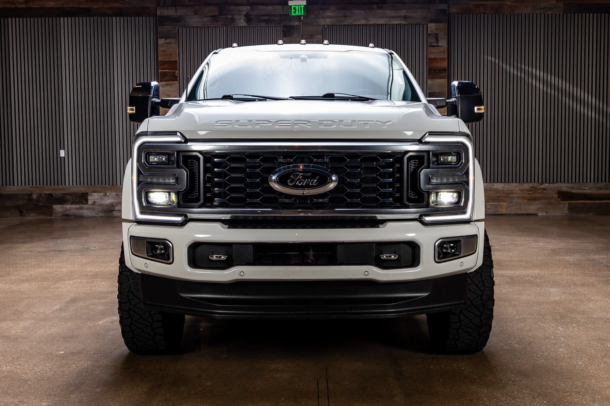 Used 2024 Ford F450 Platinum w/ FX4 Off-Road Package AWD/4WD video 2