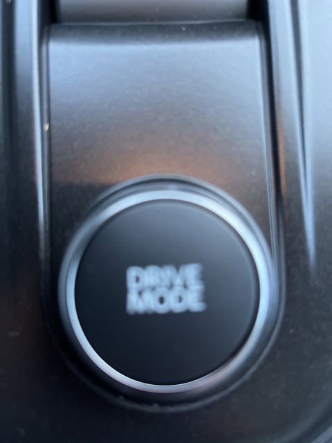 Used 2025 Ford Explorer Active image 24