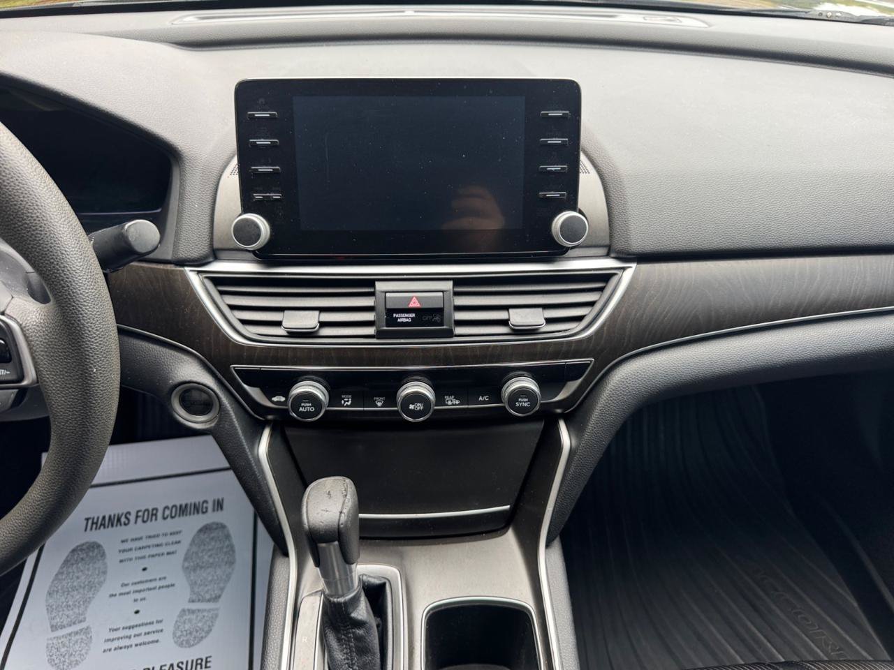 Used 2018 Honda Accord EX image 12