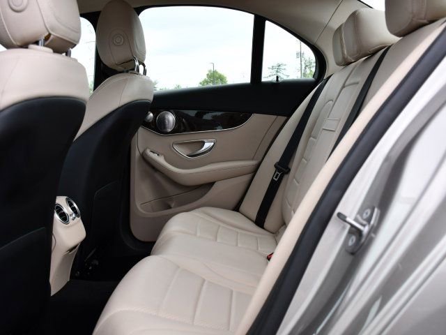 Used 2019 Mercedes-Benz C 300 4MATIC Sedan image 15
