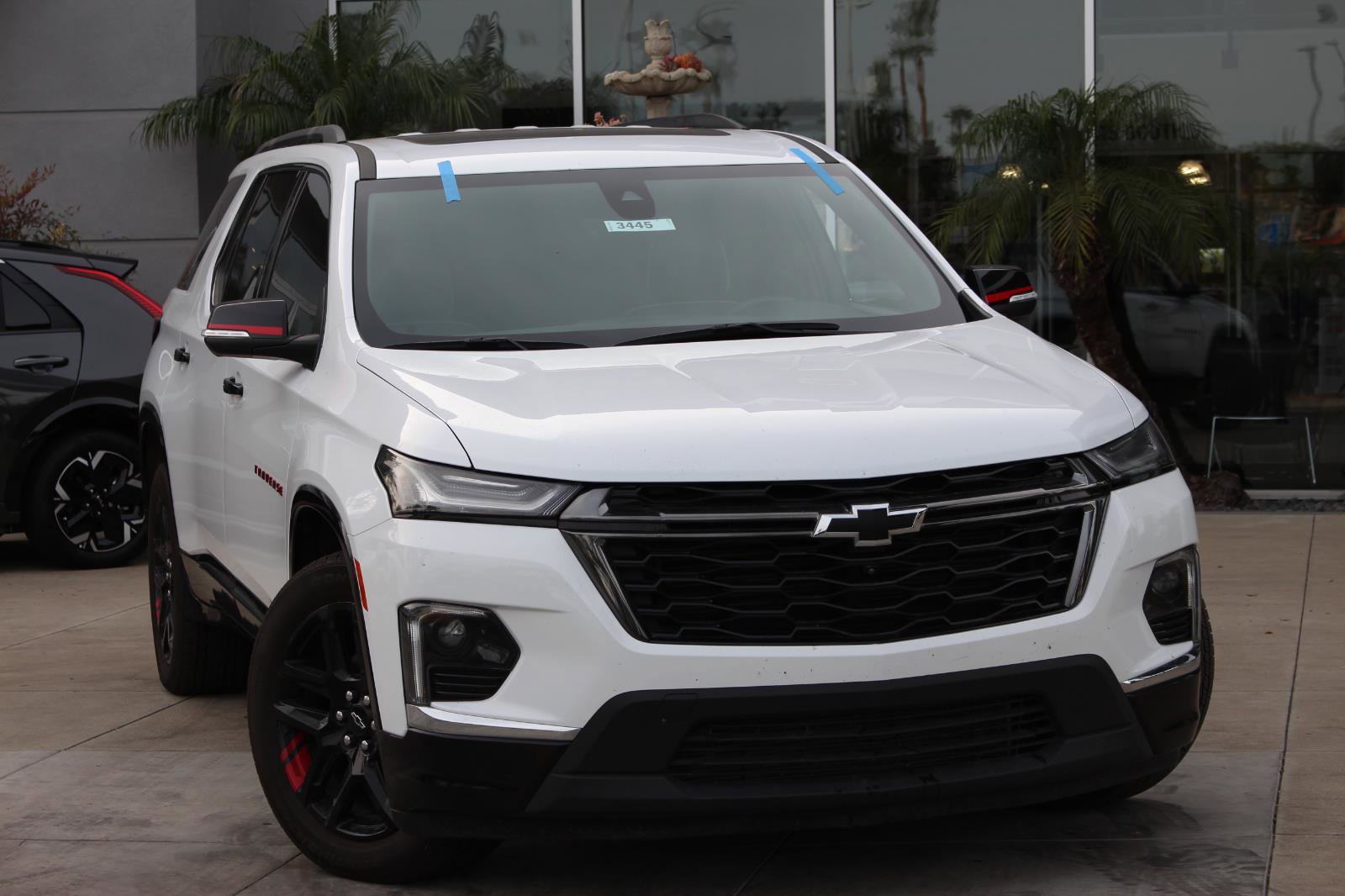 Used 2023 Chevrolet Traverse Premier w/ Redline Edition image 2