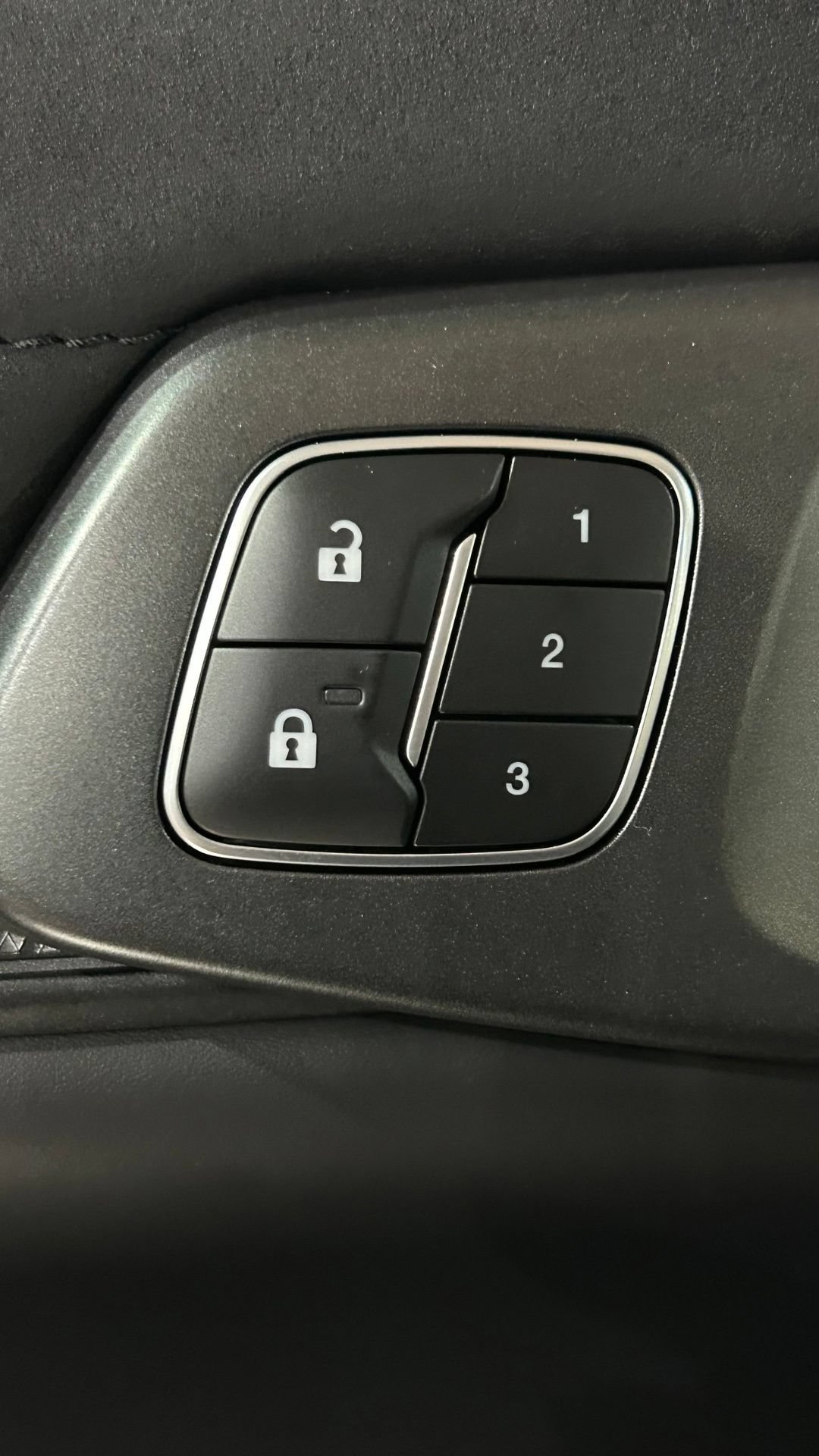 Used 2025 Ford Ranger Raptor AWD/4WD image 47