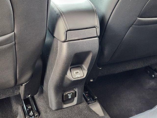 Used 2019 Jeep Renegade Limited image 28