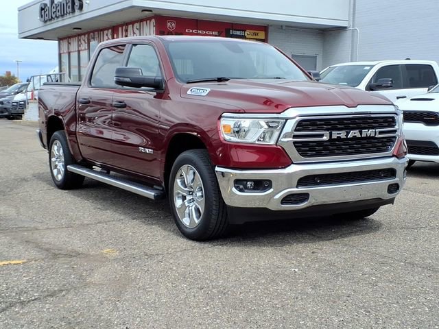 Used 2023 RAM 1500 Big Horn AWD/4WD image 3