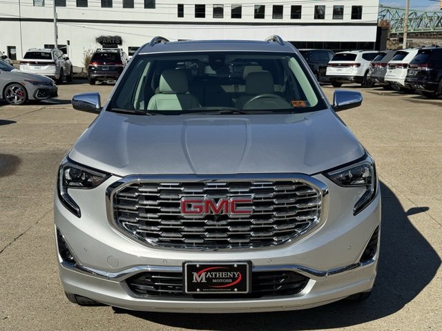 Used 2018 GMC Terrain Denali w/ Advanced Safety Package image 8