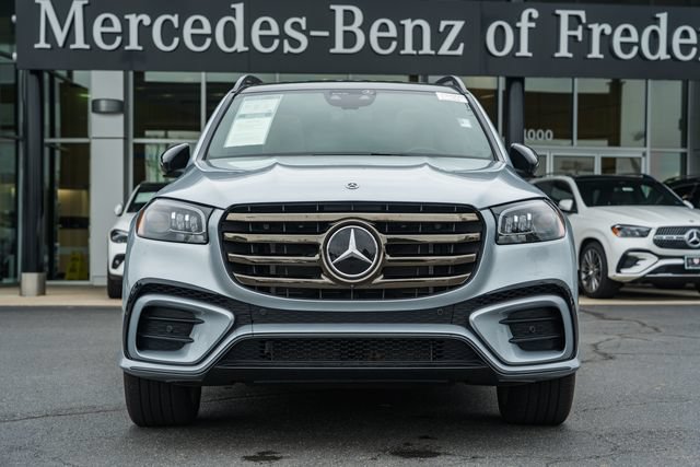 Certified 2025 Mercedes-Benz GLS 450 4MATIC image 2
