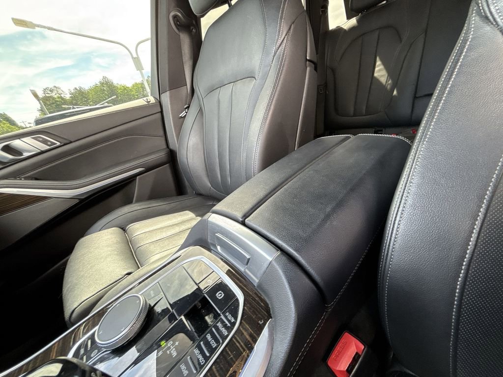Used 2021 BMW X5 xDrive40i w/ M Sport Package AWD/4WD image 24
